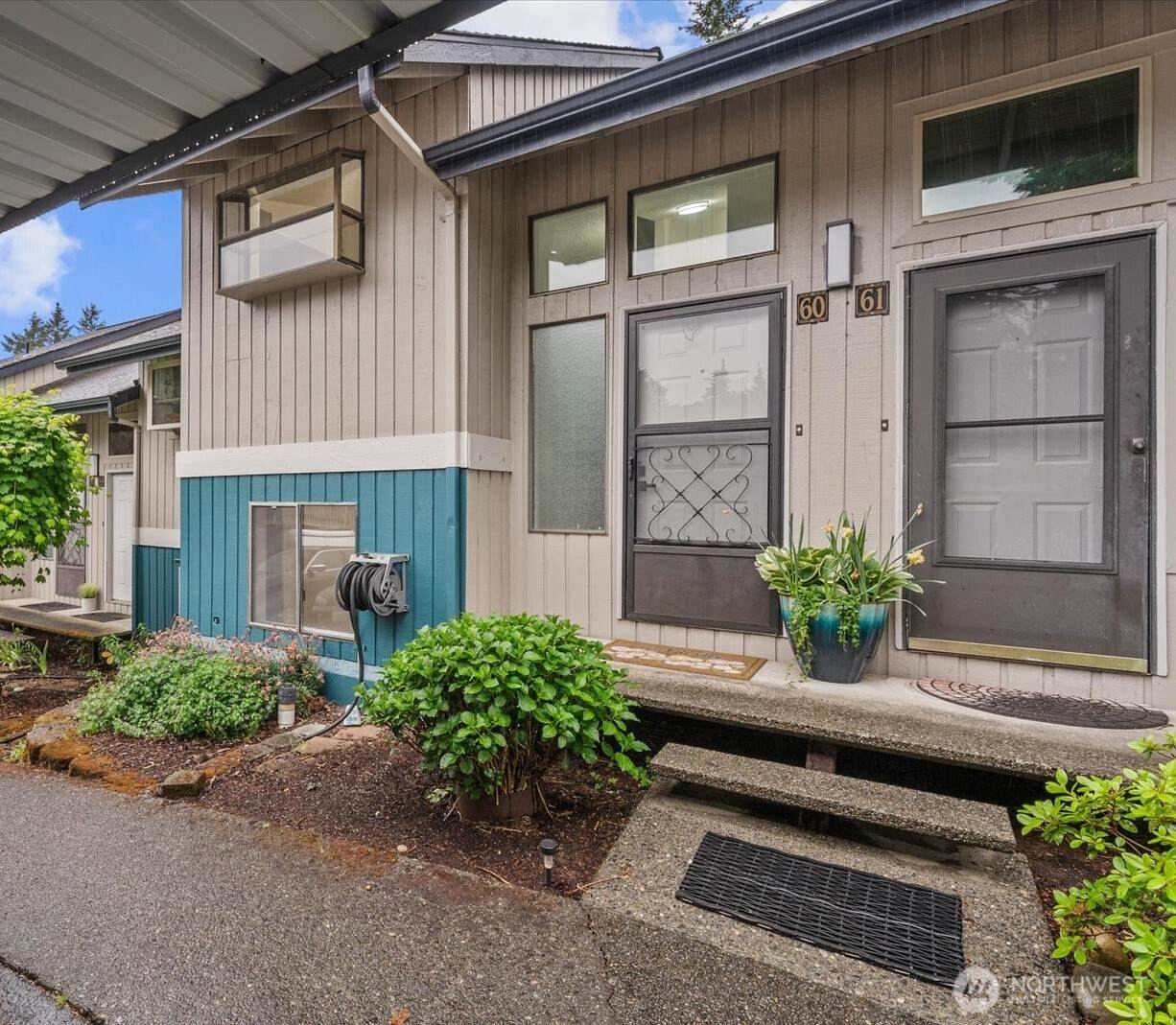 3435 Auburn Way - Photo 1