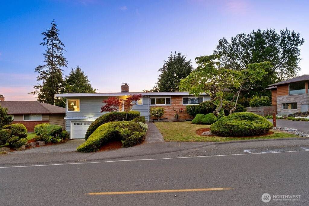 10851 Marine View Drive - Photo 1