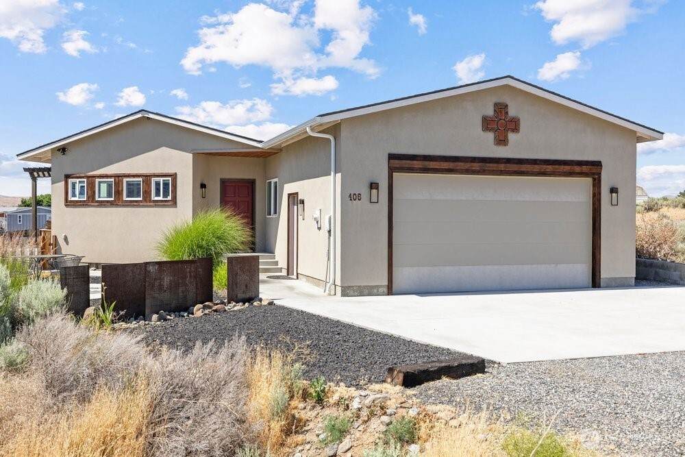 406 Island View - Photo 1