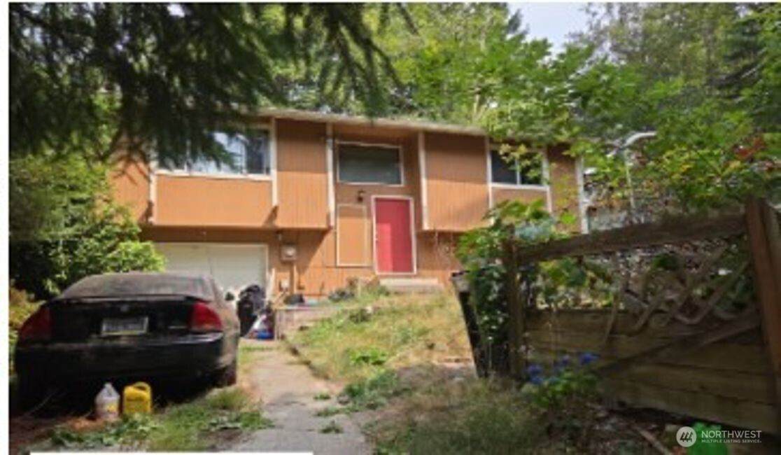6885 Cascade Drive - Photo 1