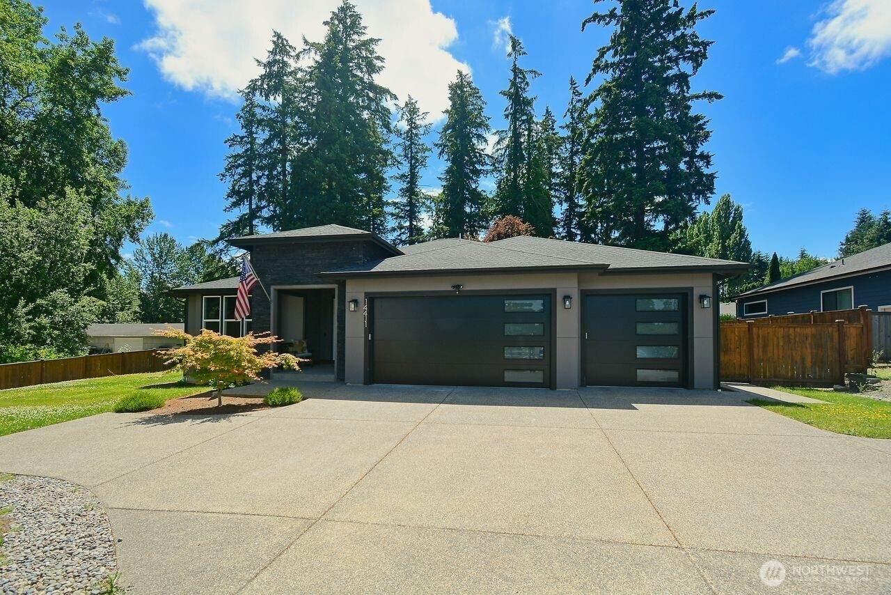 14411 86th Avenue Ct - Photo 1