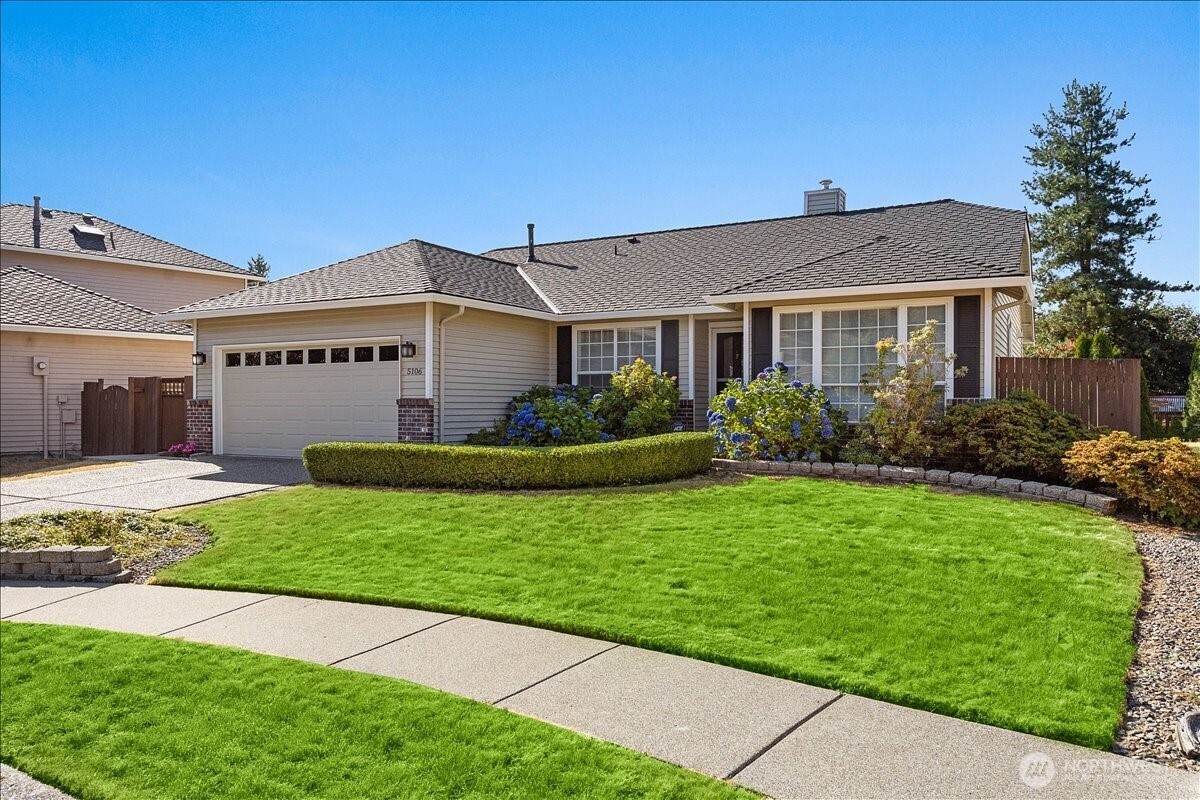 5106 149th Street - Photo 1
