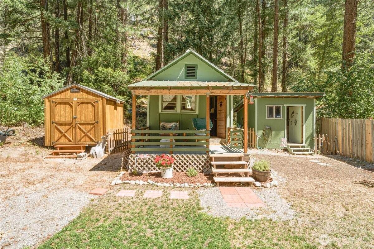 17964 Entiat River Road - Photo 1