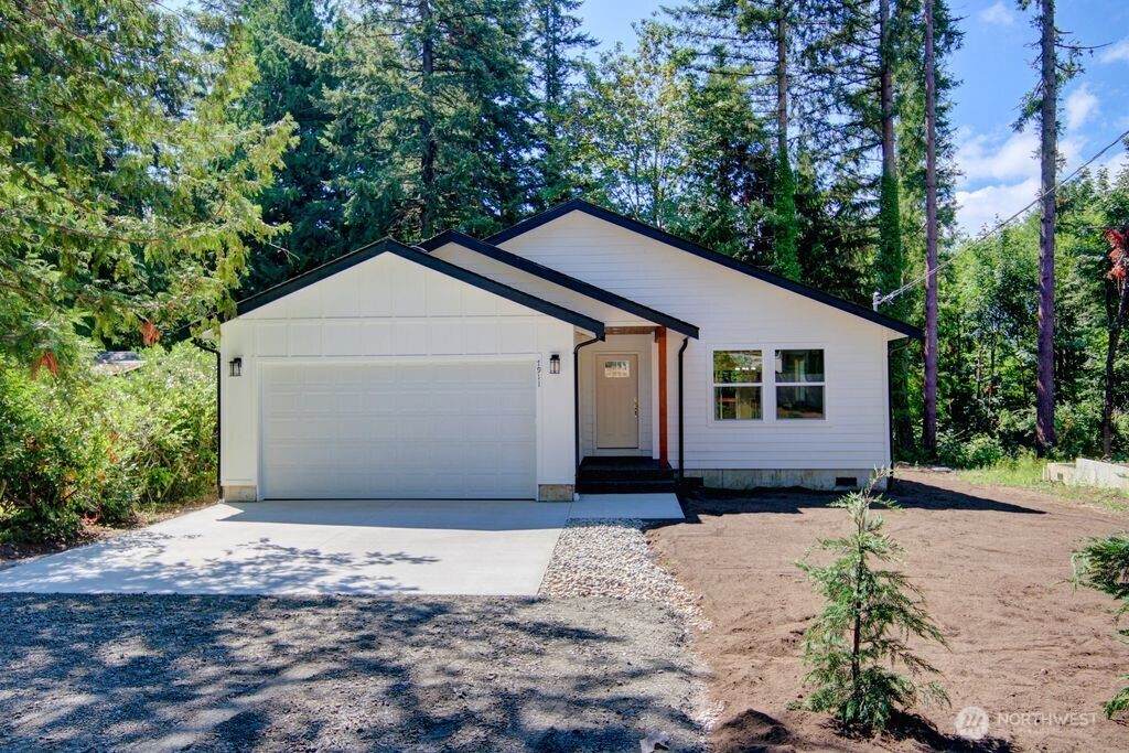 7911 Apache Drive - Photo 1