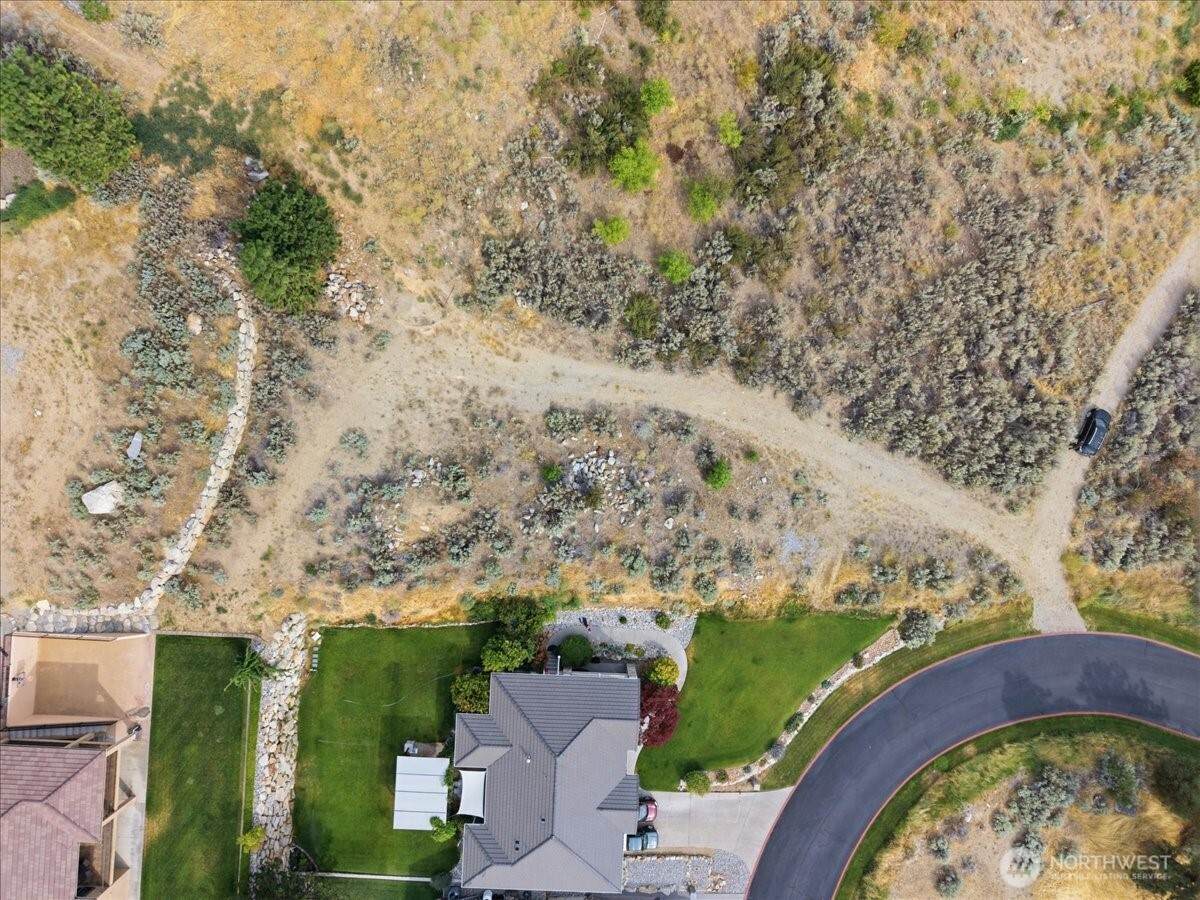 15316 Lakeview Street - Photo 1