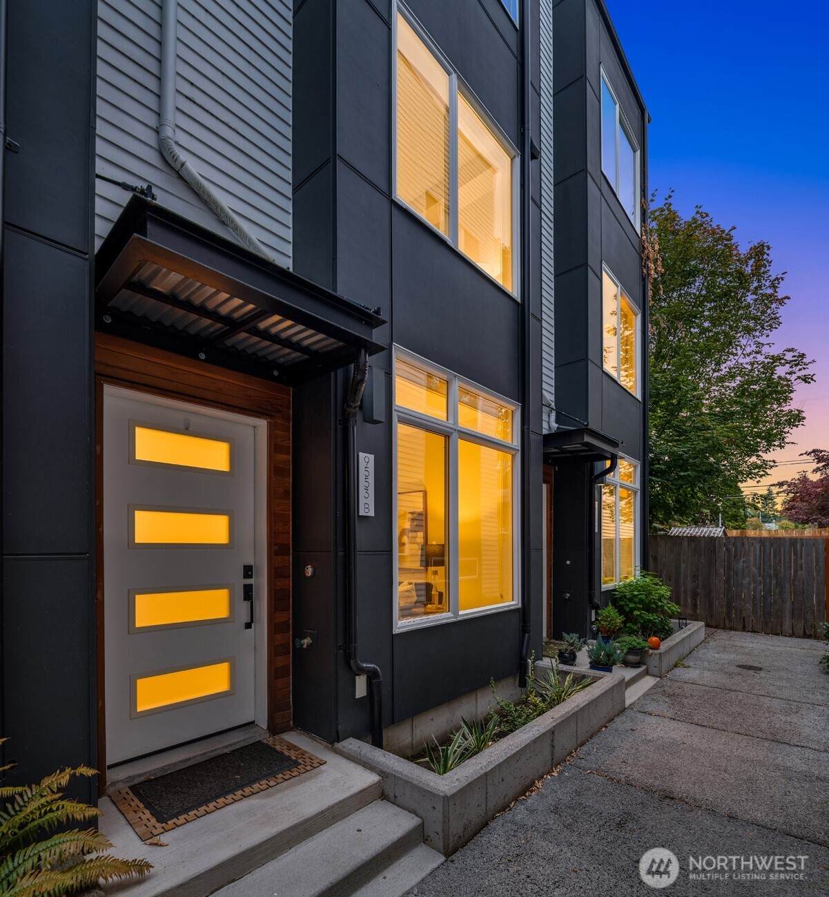 9553 Ashworth Avenue - Photo 1