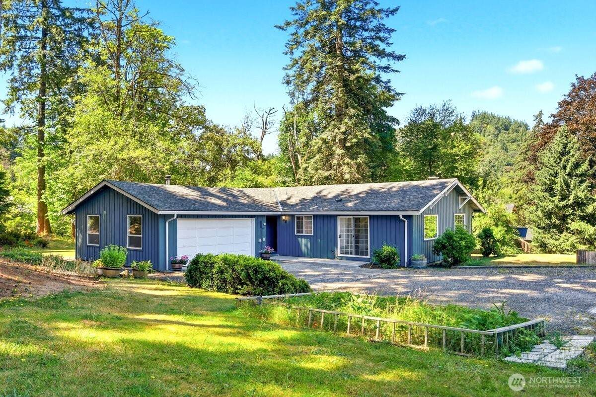 1011 405th Street - Photo 1