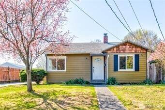1032 Rochester Street - Photo 1