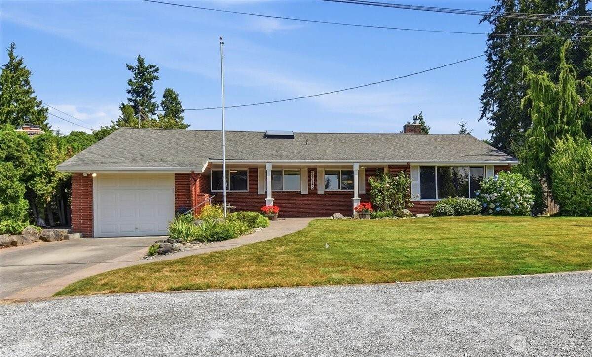 21725 85th Place - Photo 1