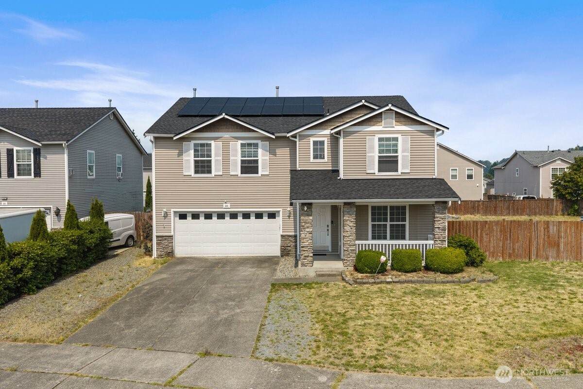 205 Silvernail St - Photo 1