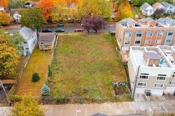 2325 G Street - Photo 1