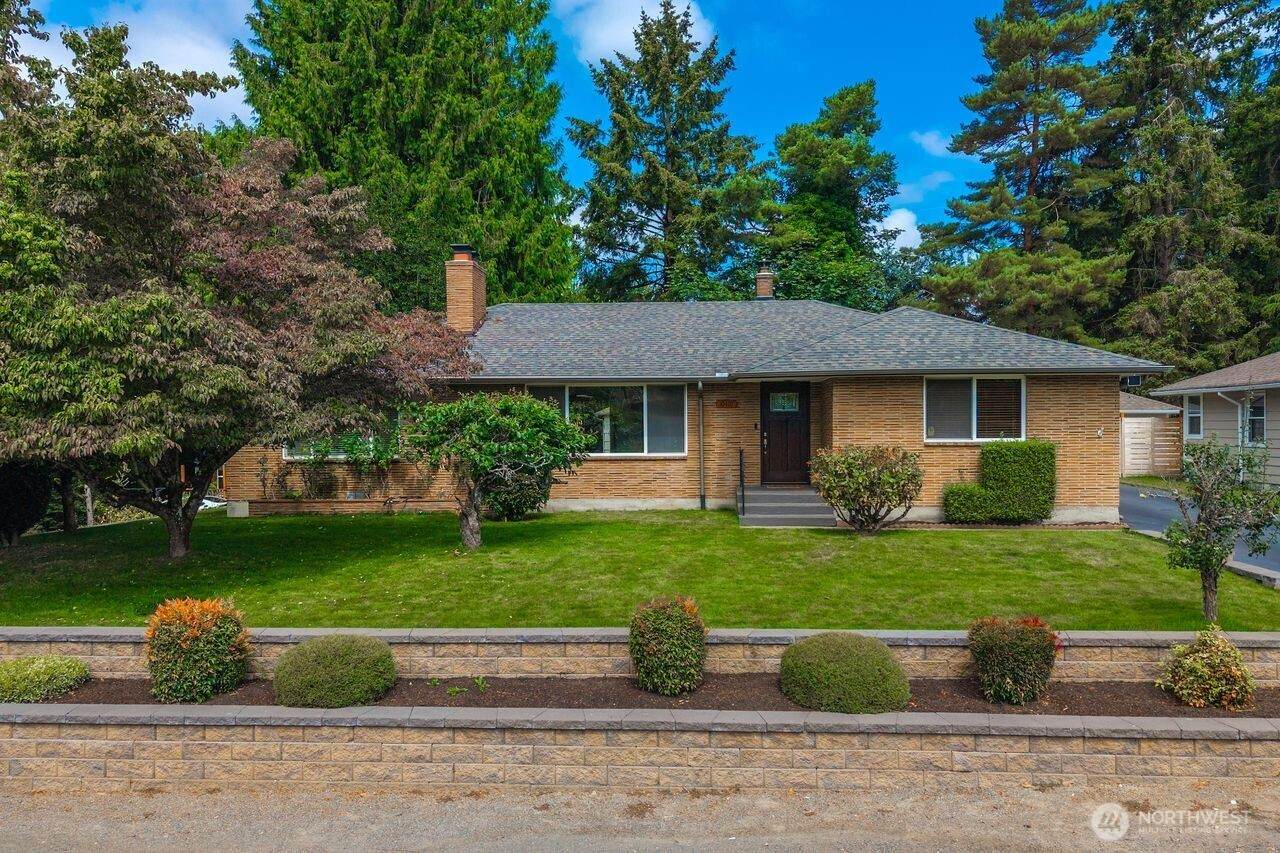 10419 16th Street - Photo 1