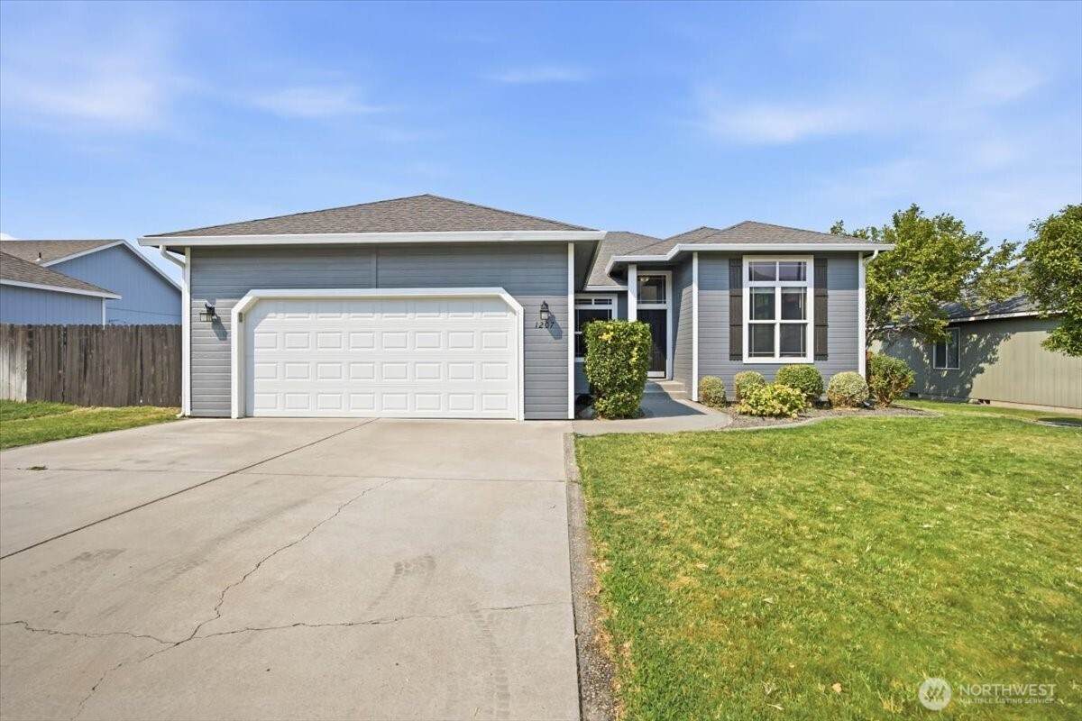 1207 Tomich Avenue - Photo 1