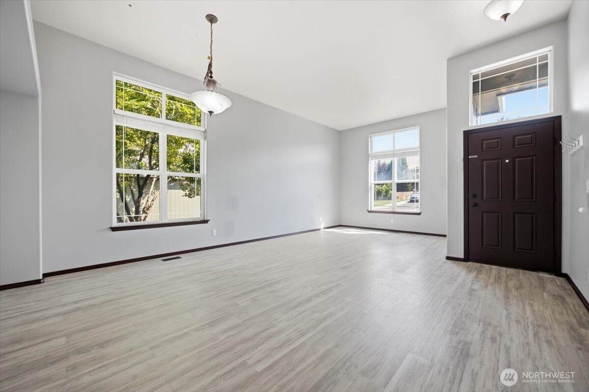 https://bt-photos.global.ssl.fastly.net/nwmls/orig_boomver_1_2569385-1.jpg