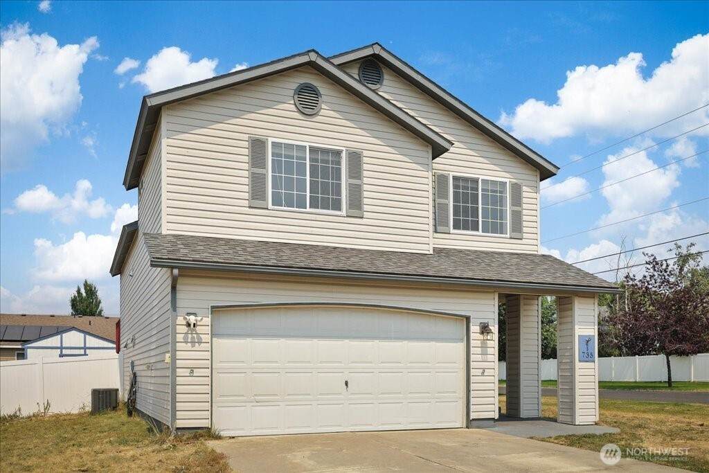 735 Tara Lee Avenue - Photo 1