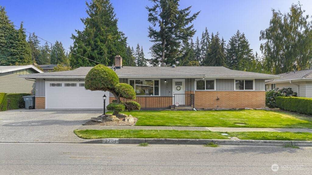 2701 24th Street - Photo 1