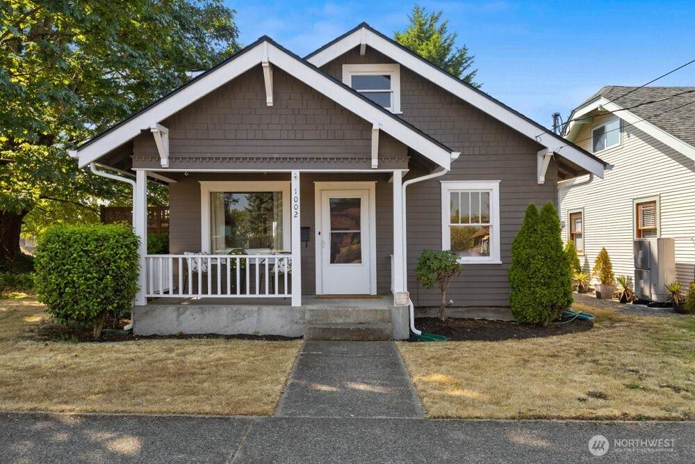 1002 Washington Street - Photo 1