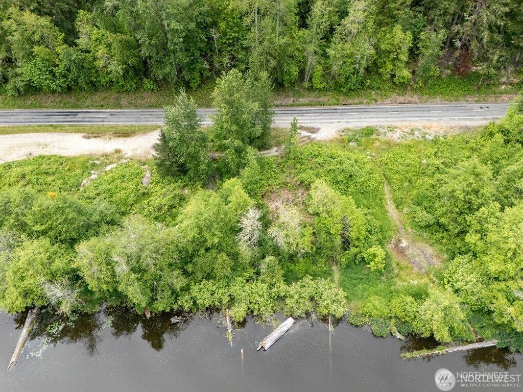 https://bt-photos.global.ssl.fastly.net/nwmls/orig_boomver_1_2572207-1.jpg
