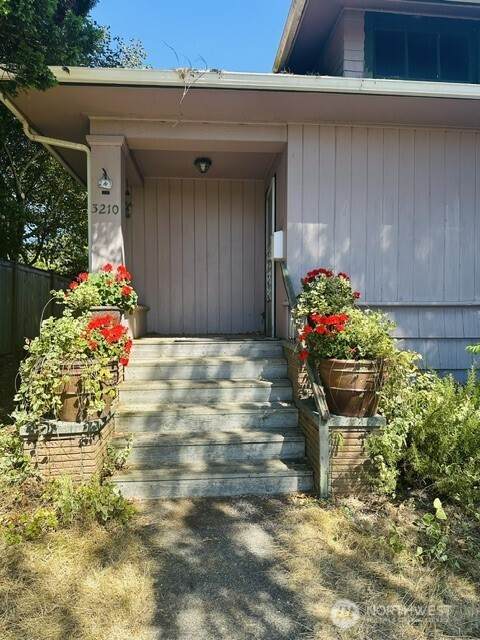 3210 69th Street - Photo 1