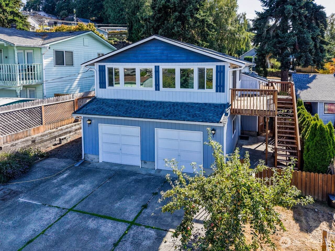 1127 6th Street - Photo 1
