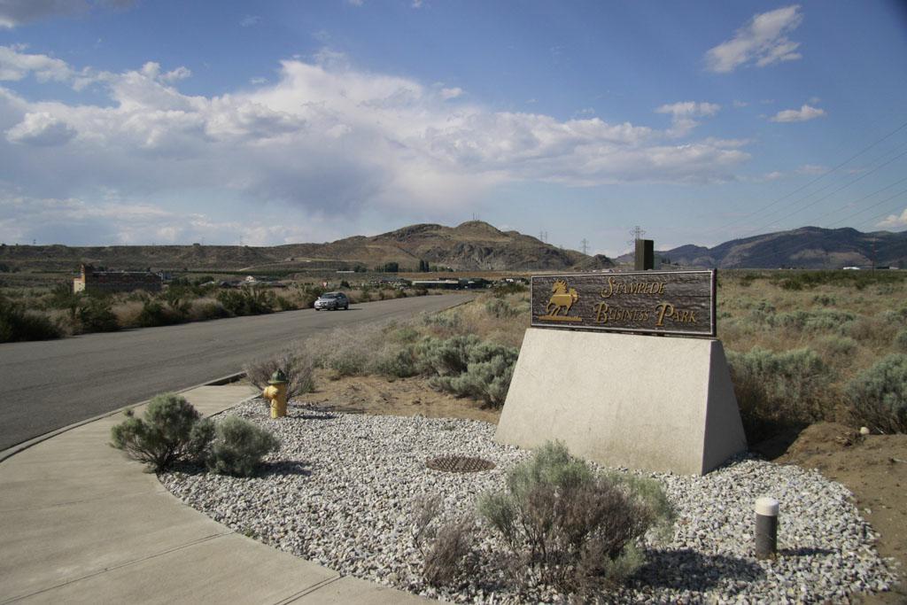 5 Enterprise Dr - Photo 1