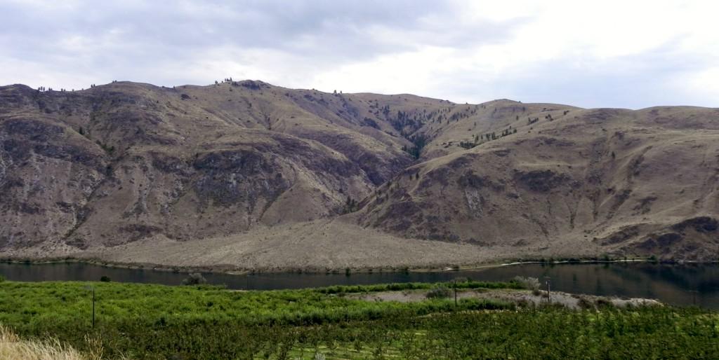 4-Lot 4 Columbia River - Photo 1
