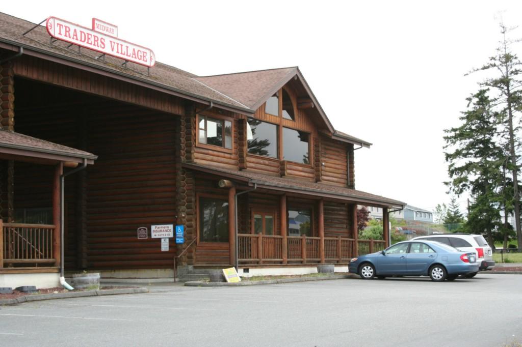 390 Midway Blvd - Photo 1