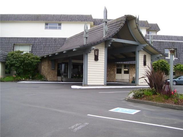 615 Ocean Shores Blvd - Photo 1