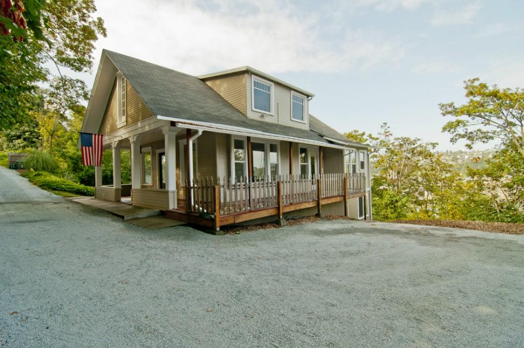 3711 21st Ave - Photo 1