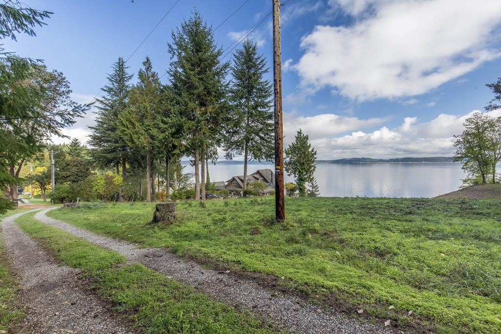 2707 142nd Ave - Photo 1