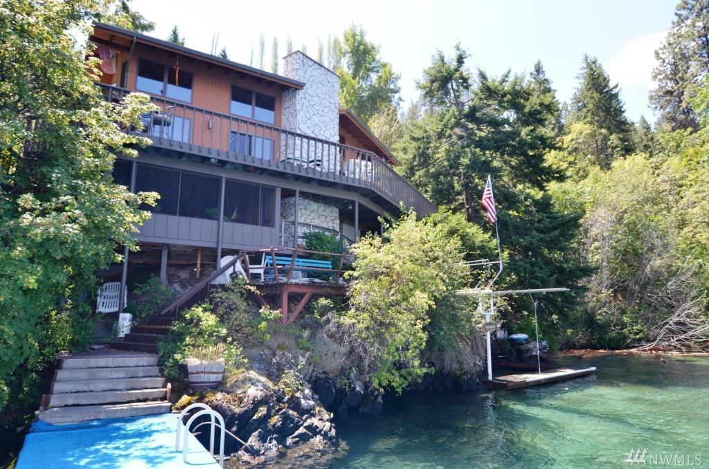 21170 Lakeshore Rd - Photo 1