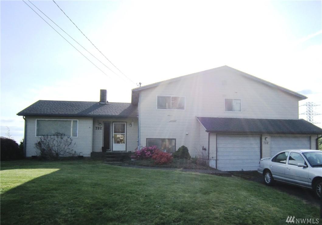 702 Reynvaan Dr - Photo 1