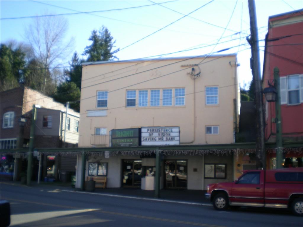 820 Bay St - Photo 1
