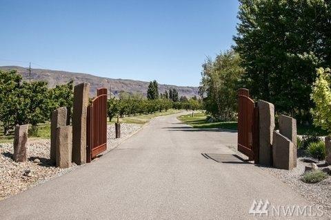 4920 Hurst Landing Rd - Photo 1