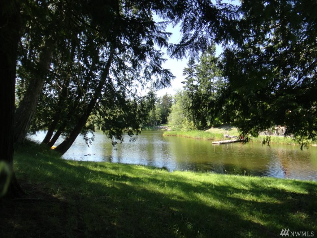 19405 Whiteman Cove Rd - Photo 1