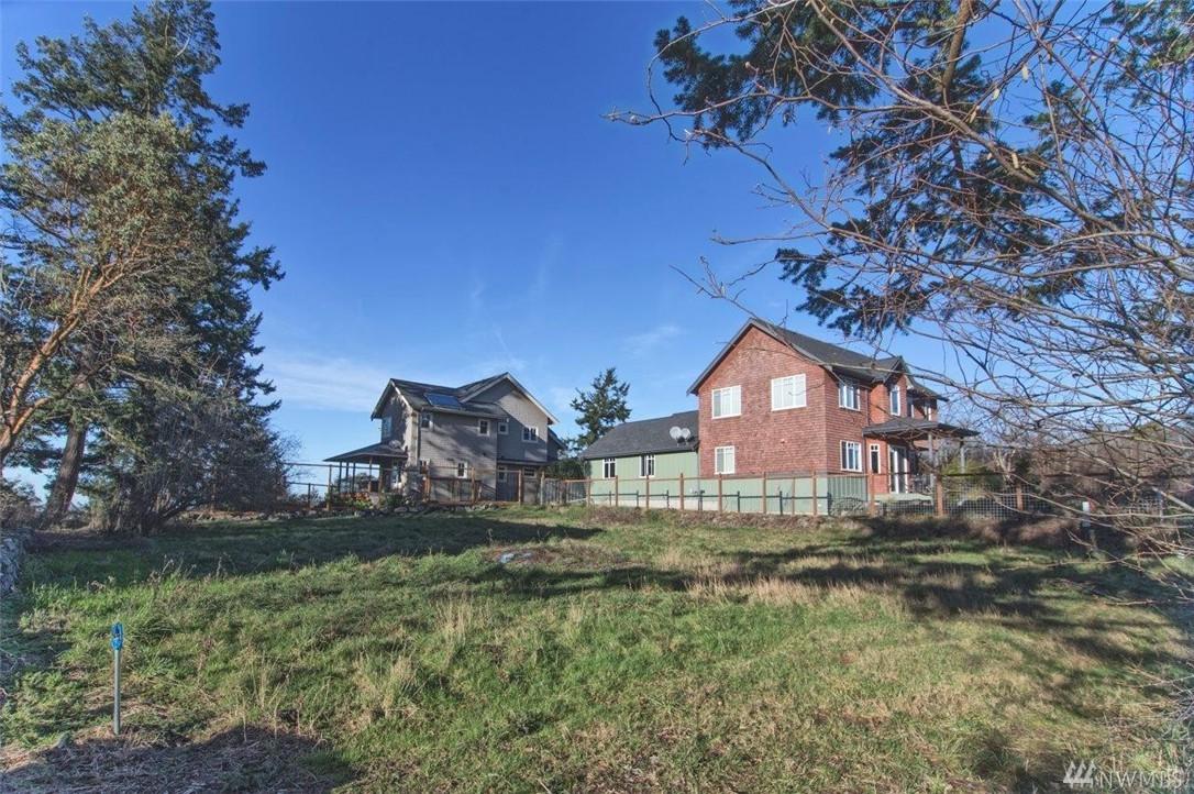 1722 Tyler St - Photo 1