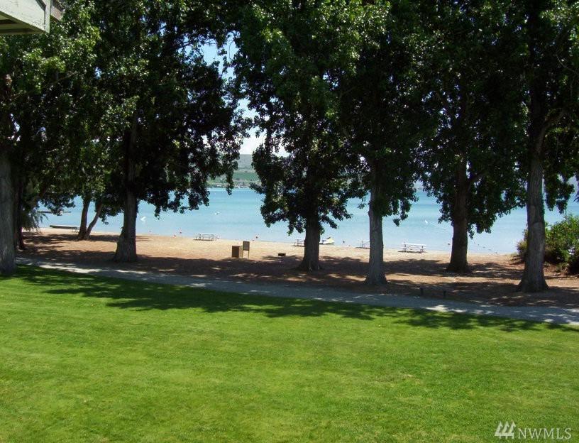 1 Beach 550-I - Photo 1
