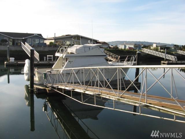 2234 Mariners Wy - Photo 1