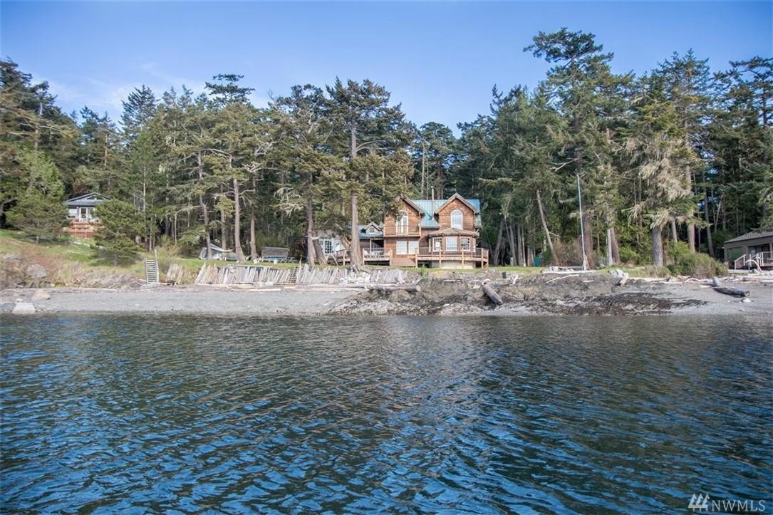 631 Cape Dr - Photo 1