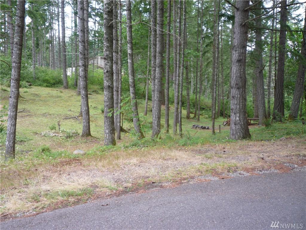17401-17405 Littletree Ct - Photo 1