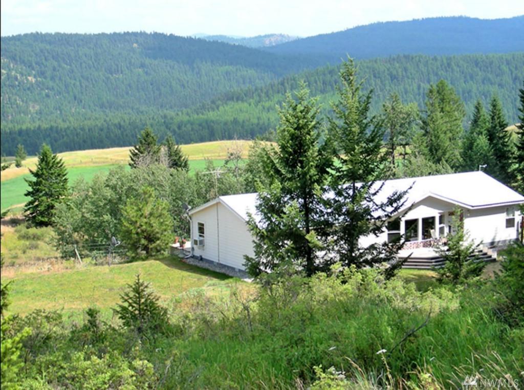 545 Nealey Rd - Photo 1