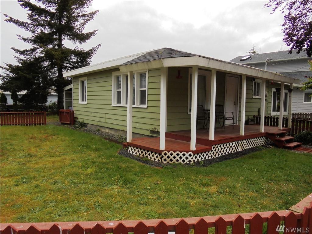 730 Adams - Photo 1