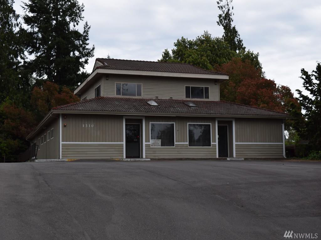 1310 Bertha Ave - Photo 1