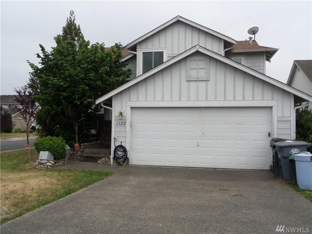1122 200th St Ct - Photo 1