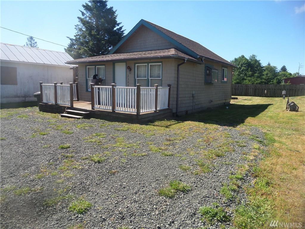 2308 66th Place - Photo 1