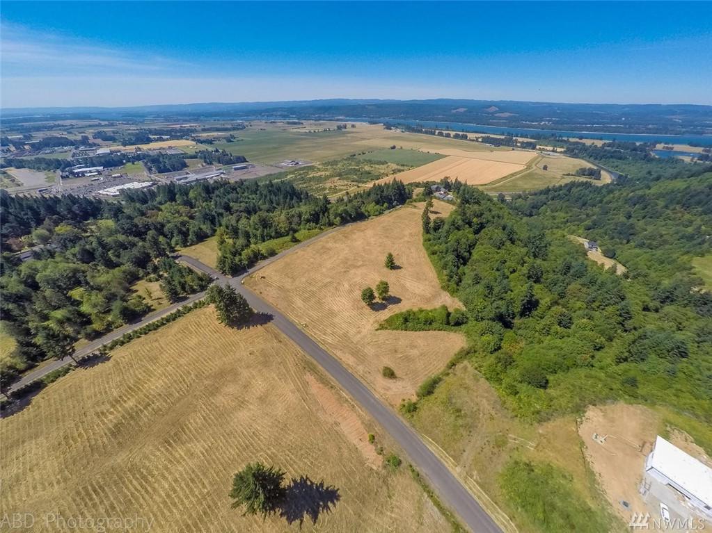 240 Aviator Rd - Photo 1