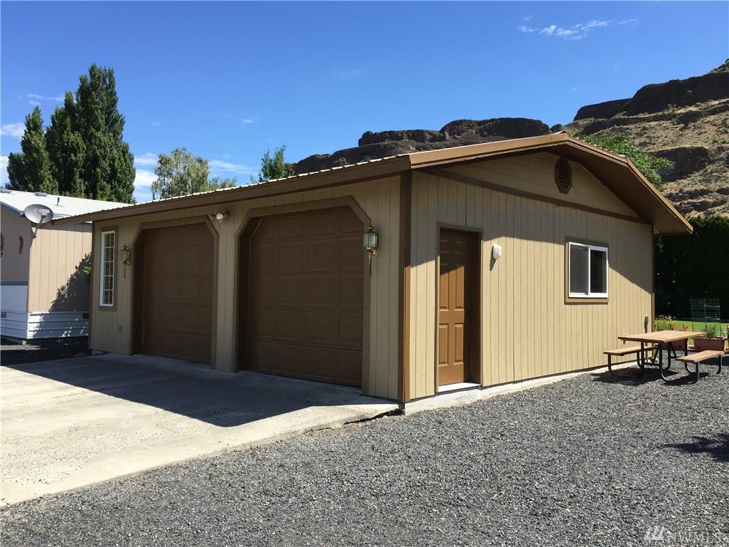 833 Chukar Place - Photo 1