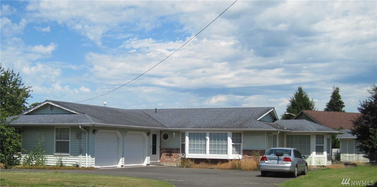1818 Main St - Photo 1