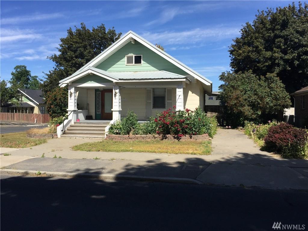 110 5TH Ave - Photo 1