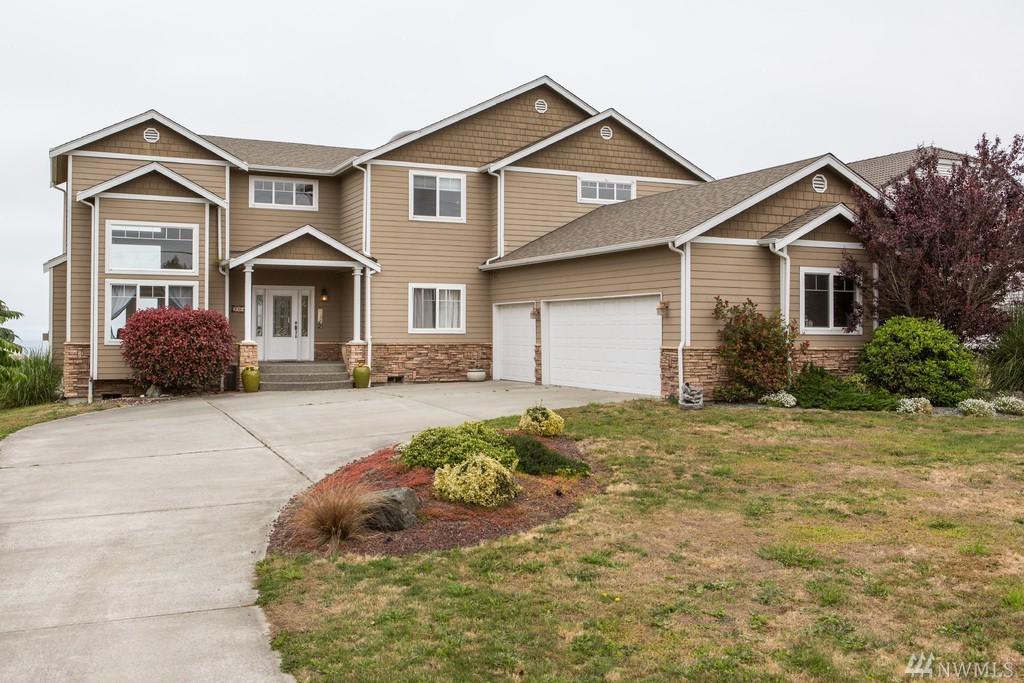 2043 West Beach Rd - Photo 1